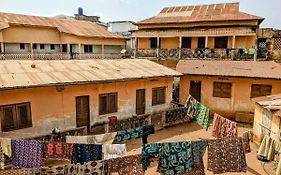 Chambres D'Hotes - Chez Mama Sedjro