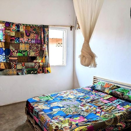 Chambres D'Hotes - Chez Mama Sedjro Porto-Novo Extérieur photo