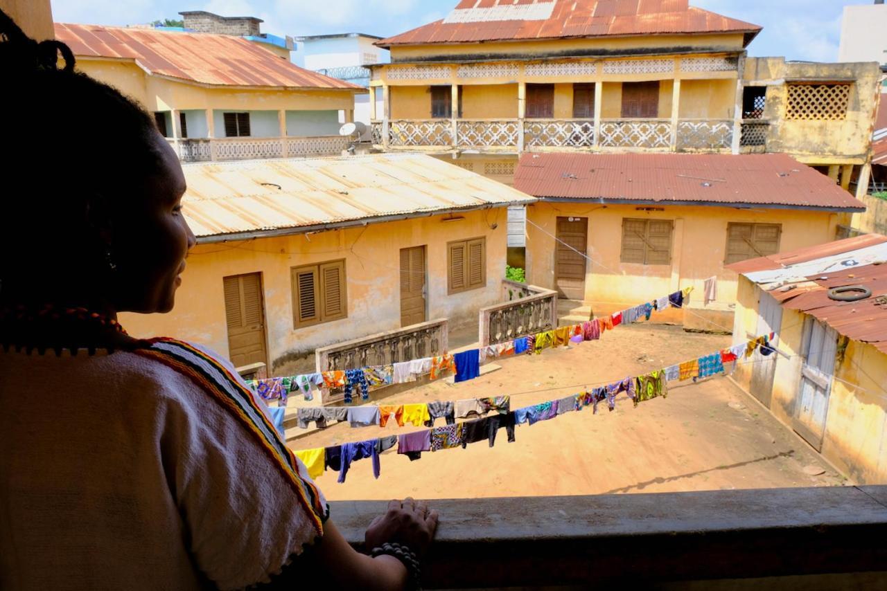 Chambres D'Hotes - Chez Mama Sedjro Porto-Novo Extérieur photo