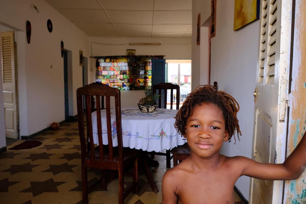 Chambres D'Hotes - Chez Mama Sedjro Porto-Novo Extérieur photo