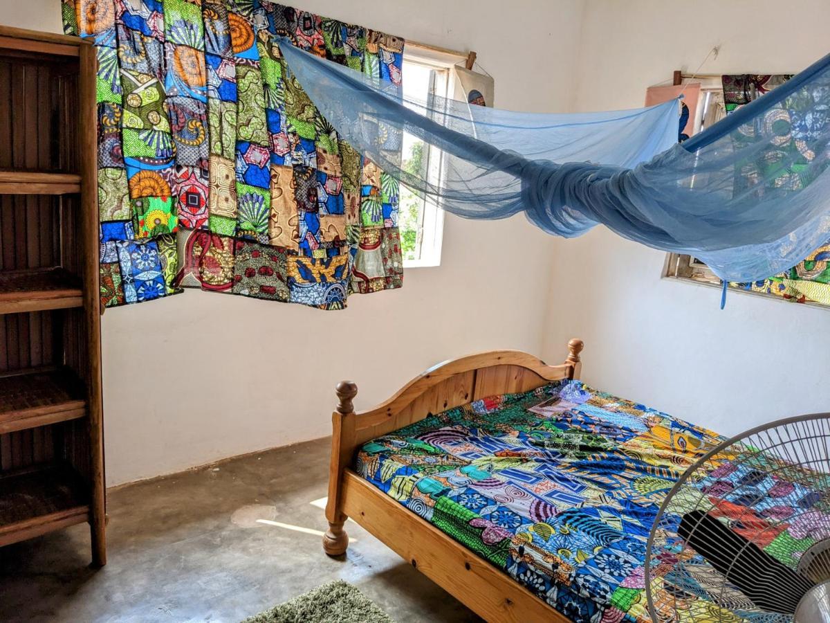 Chambres D'Hotes - Chez Mama Sedjro Porto-Novo Extérieur photo
